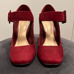 Vince Camuto burgundy velvet heels